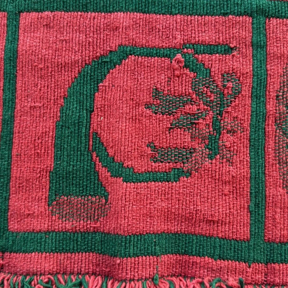 Vintage 1994 Hayim Co. Christmas Tapestry Throw/Rug – 100% Cotton – 46” x 28”